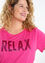 T-shirt à imprimé 'Relax'