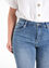 Jeans Louise met 3/4-lengte, borduurwerk en strassteentjes onderaan
